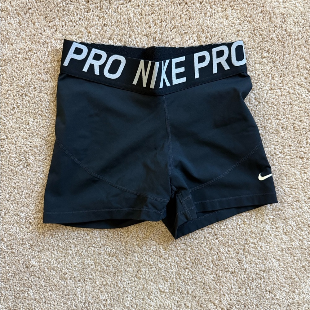 Nike Women's Black Pro Shorts Never Worn